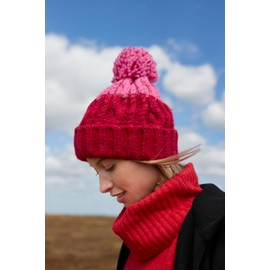 Beechfield - Apres Beanie Beanie with Luxury Pom Pom - Beanie Hat Men, Beanie Hats for Women, Winter Hat, Thermal Hat, Pom Pom Hat - 100% Soft Spun Acrylic