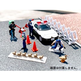 TOMYTEC Geo-Colle 64# Car Snap 16b Police 2 ABS Plastic PVC Doll Accessories (Painted and Partially Assembled) + Diecast Mini Car Set