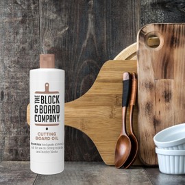 Specialist Chopping Board Oil by The Block & Board Company - Food Grade Mineral Oil for Cutting Boards and Butcher Blocks - Cleans, Seals & Hydrates - Colourless, Odourless, Tasteless 250ml