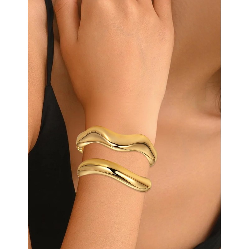 Wrlcorly 2Pcs Gold Bangle Bracelets for Women 14K Gold Plated