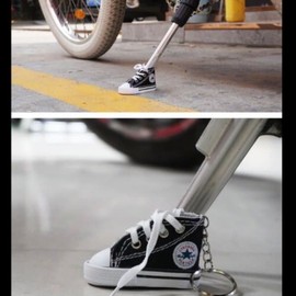 오토바이 사이드 스탠드 스니커즈 클립 받침대 장식 Motorcycle Side Stand Sneaker Clip Support Decoration