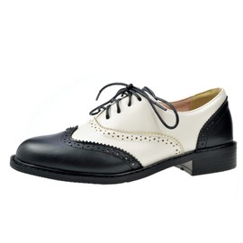 PIVAPAM Womens Oxfords Black and White Wingtip Chunky Heeled Patent Leather Vintage Brogue Lace Up Two Tone Saddle Shoes