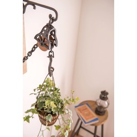 PL Object Wall Hanger