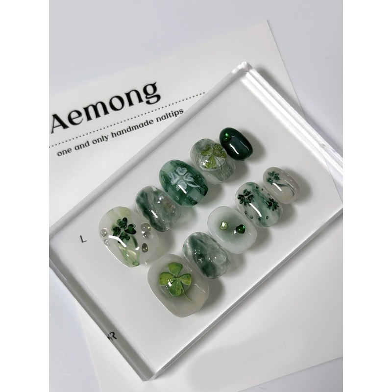 Aemong: Lucky Vicky - Coffin Egg / Aemong : 럭키비키