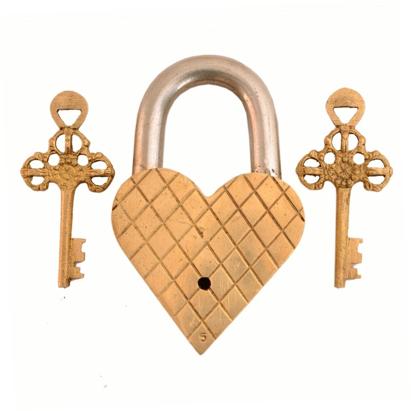 Purpledip Brass Padlock: Golden Heart (11001)