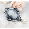 Gyn&Joy Vintage Jewelry Crystal Rhinestones Lady Cameo Brooch Pin, Metal,