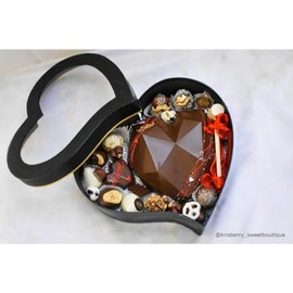 UNIKPACKAGING Premium Quality Heart Shaped Boxes for Luxury Flower and Gift Arrangements, Set of 3 (Black)