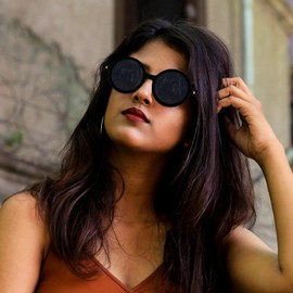 LJCZKA Retro Oversized Round Sunglasses for Mens Womens, Vintage Round Sunglasses Trendy Shades Unisex UV400 Protection