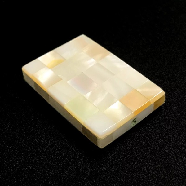 River Clam Blocking Rectangle Bead 26mm x 18mm White Pearl