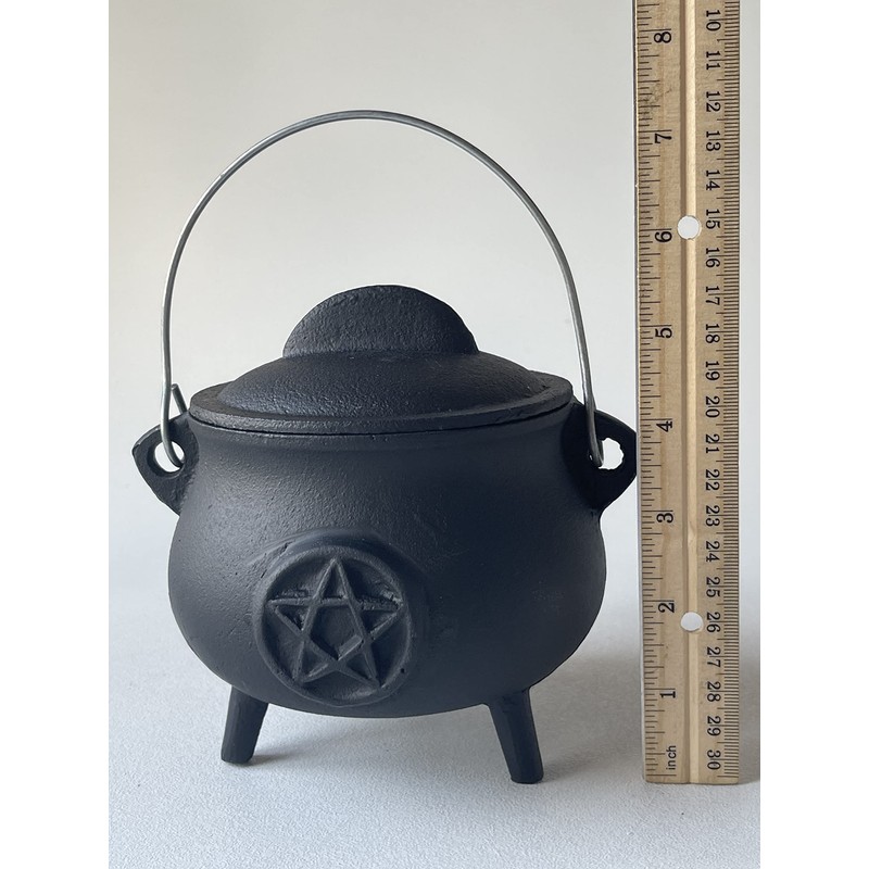 Pentagram Pentacle cast Iron Cauldron with lid and Handle, Witches