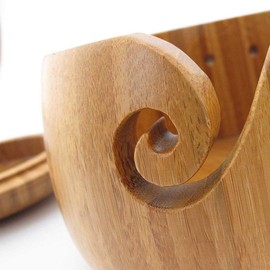 JasCherry Wooden yarn bowl, yarn bowl made of wood with lid, handmade yarn bowl, keep the yarn tangle-free, for knitting, crocheting