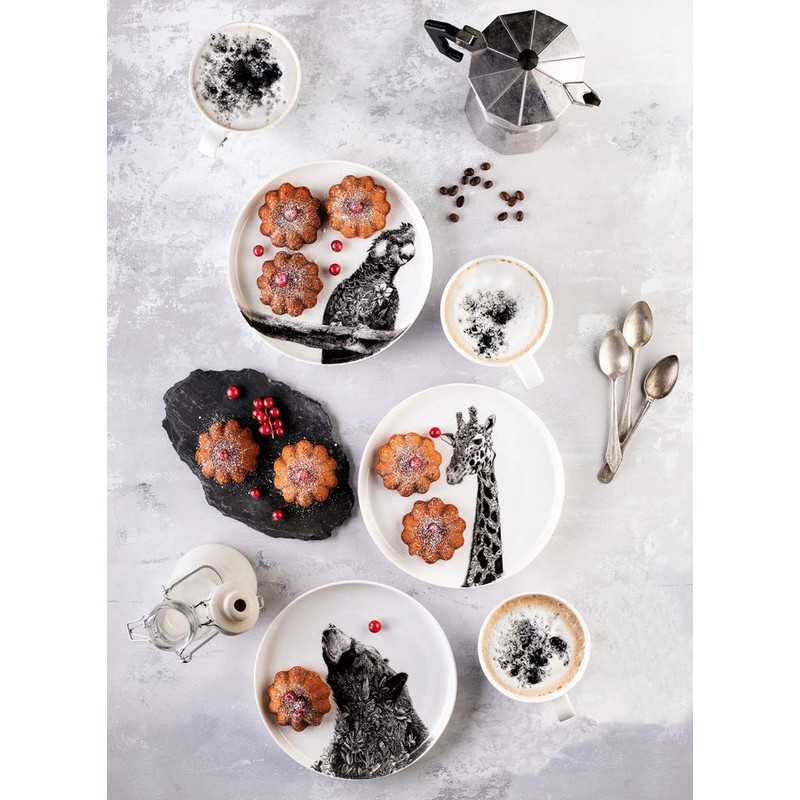 Maxwell & Williams DX0528 Giant Panda Plate - Black and