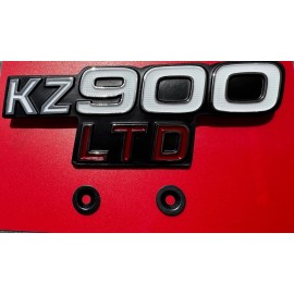 Kawasaki OSVP-088 Pair of 1976 Side Cover Emblems KZ900LTD.OE# 56018-260 / 56018-263