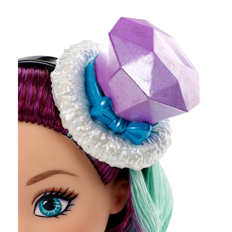 Mattel Ever After High DPG87 - Ewiger Winter Maddie