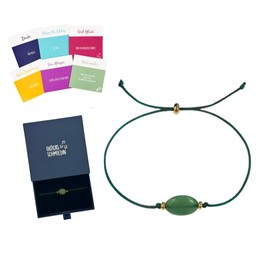 Glücksschmiedin - Aventruin Armband Damen mit Karten-Set, Edelsteinarmband Grün mit Goldperlen und edler Geschenkbox mit 6 verschiedenen Glückwunschkarten für jeden Anlass.