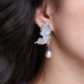 Aneneiceera Vintage Crystal Butterfly Beads Earrings Raw Crystal Butterfly Stud Earrings Small Drop Pearl Earrings Half Butterfly Earrings Jewellery for Women and Girls, Zinc, No Gemstone