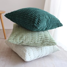 BRMM MIA Set of 2 Decorative Throw Pillow Covers Quilting Velvet Cushion Covers Pillowcase Square Cushion Covers for Living Room Sofa 45cm x 45cm (Baby Green)