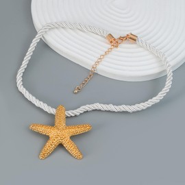 LifflyLadys Fashion Starfish Necklaces for Women Marine Animal Choker Jewelry Gold Statement Pendant Necklace Aesthetic Costume Accessories Birthday for Women Trendy Stuff