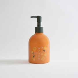 Yuzutsuya Body Milk, 8.5 fl oz (250 ml), Yuzu Scent, Pump, Moisturizing, Contains Natural Moisturizing Ingredients, Moisture, Smooth, Stretchy