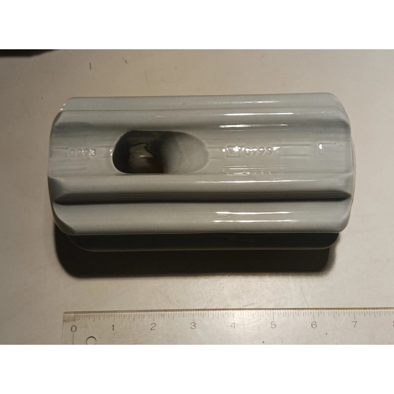 CHANCE C909-1043 GUY STRAIN INSULATOR