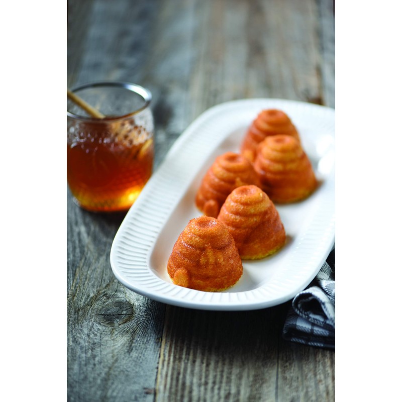 Nordic Ware Beehive Cakelet, 3 Cup Capacity, Toffee
