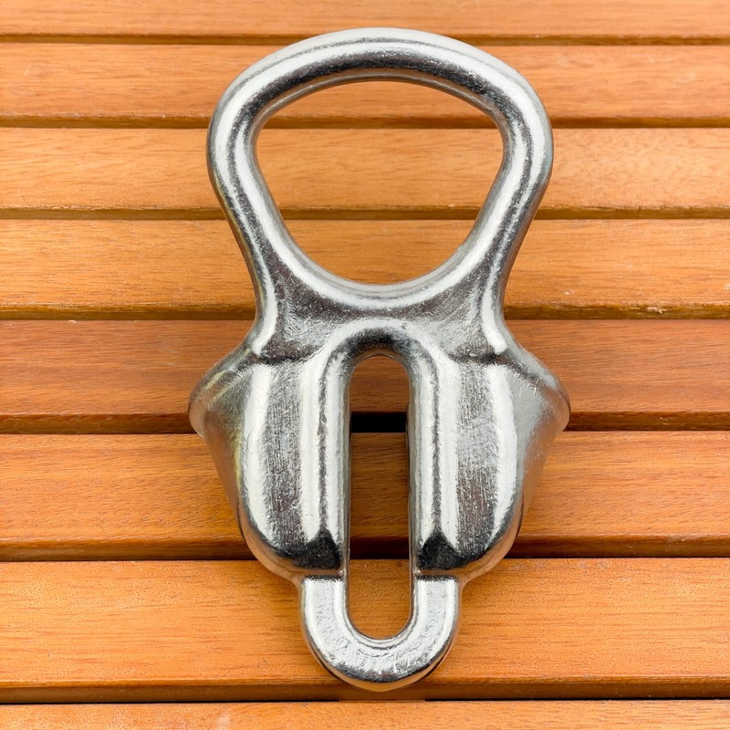 GATE 14 - Chain Clower stainless steel anchor and anchor