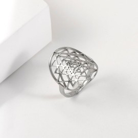 EUEAVAN Adjustable Sri Yantra Chakra Ring - Sri Yantra Amulet Talisman Pendant - Sacred Geometry Ring - Hinduism Symbol - Meditation Jewelry for Women Men (Silver)