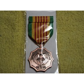 VIETNAM ERA MEDAL with  Ribbon  Bar,   Army Navy Air Force Marines Coast Guard