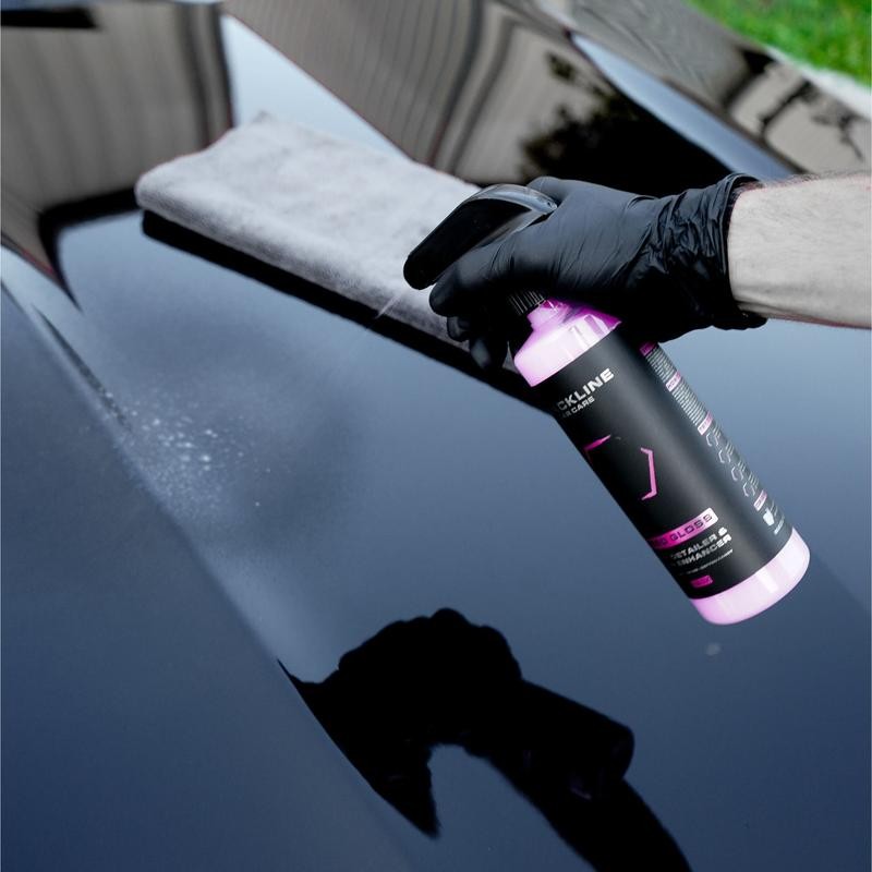 BLACKLINE Edgeless Microfiber Towel (3-Pack): Ultra-soft, lint-free, scratch-free. Perfect for