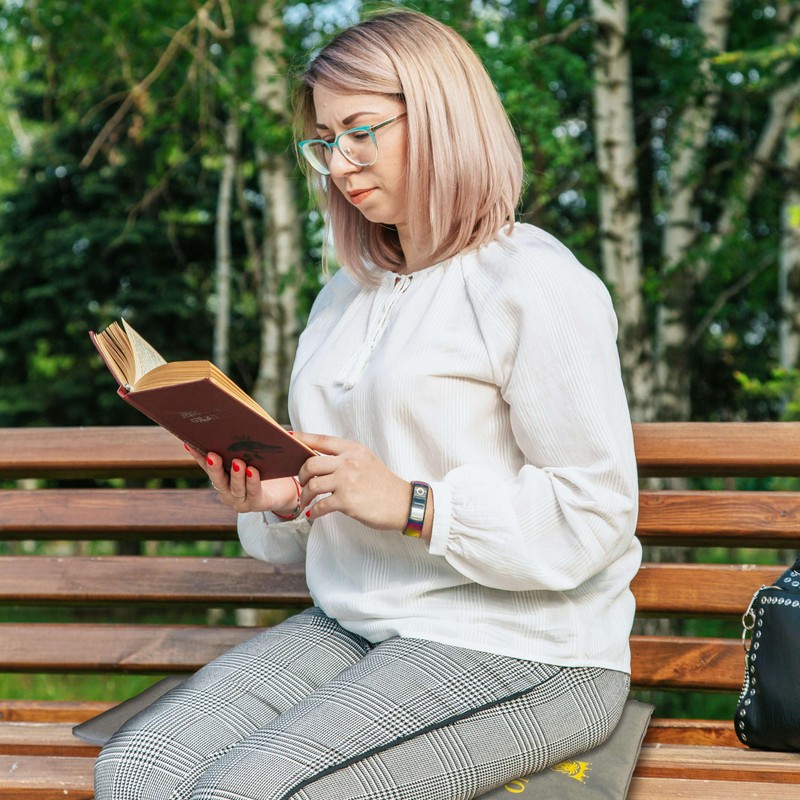 REXZONO Folding Sit Mat - Waterproof, Moisture-Resistant, Portable Sitting Cushion.