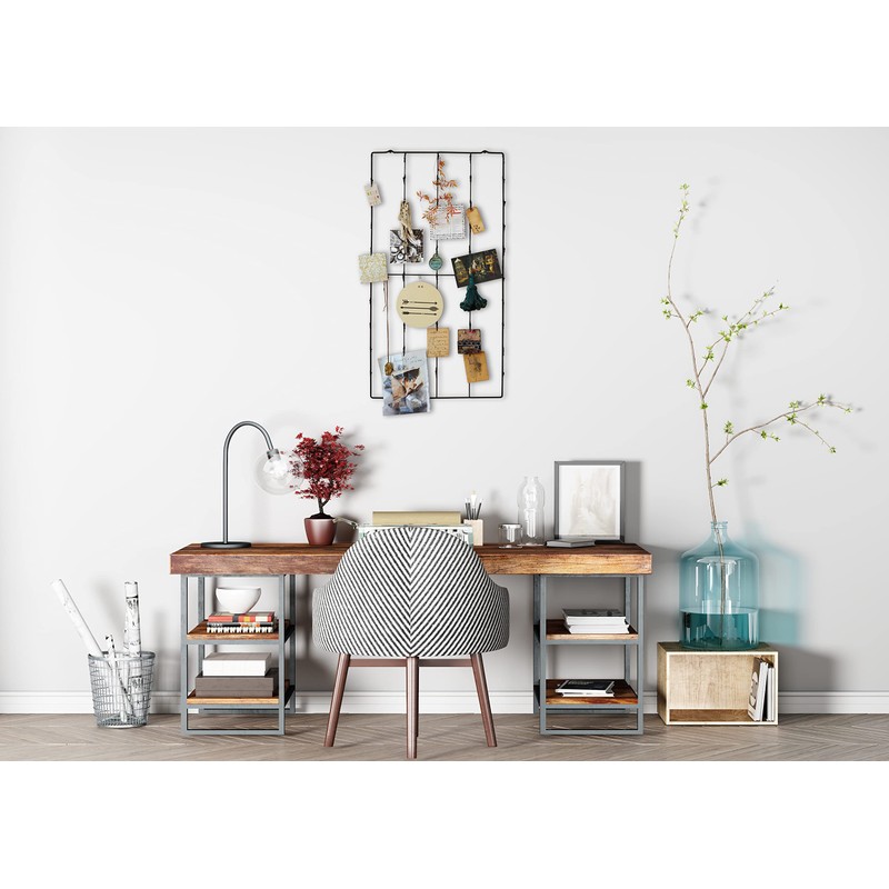 Creative Co-Op Metal Photo/Card Holder with 3 Postcards