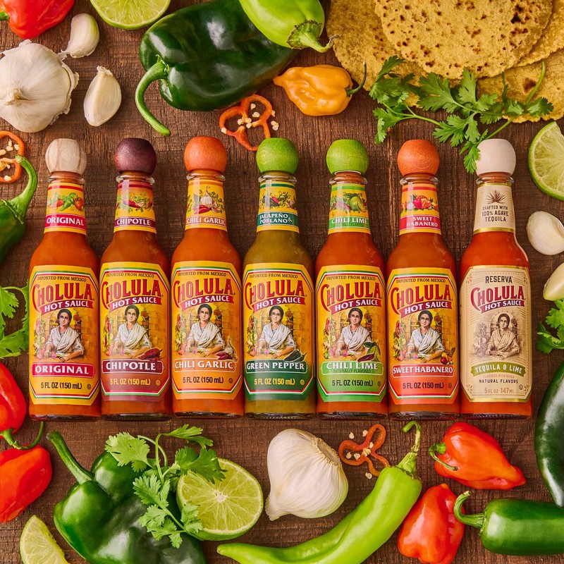 Cholula Chili Garlic Hot Sauce, 5 fl oz