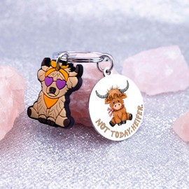 Uerifr Mini Highland Cow Decor Animal Keychain Highland Cow Gifts for Women Hiland Cows Stuff Gifts for Animal Lovers Birthday Christmas Accessories Cows Themed Gift for Women