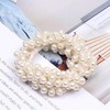 Sturdy pearl hair tie, hair tie, bun, daily simple style / 짱짱한 진주 머리끈 헤어끈 똥머리 데일리 심플스타일