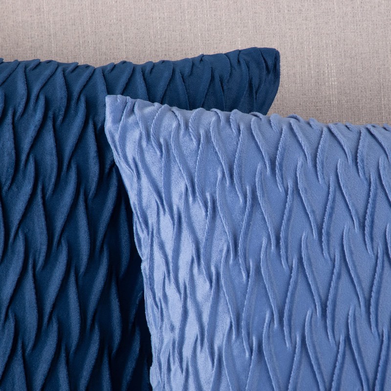 Madizz Pack of 2 Super Soft Velvet Decorative Cushion Covers