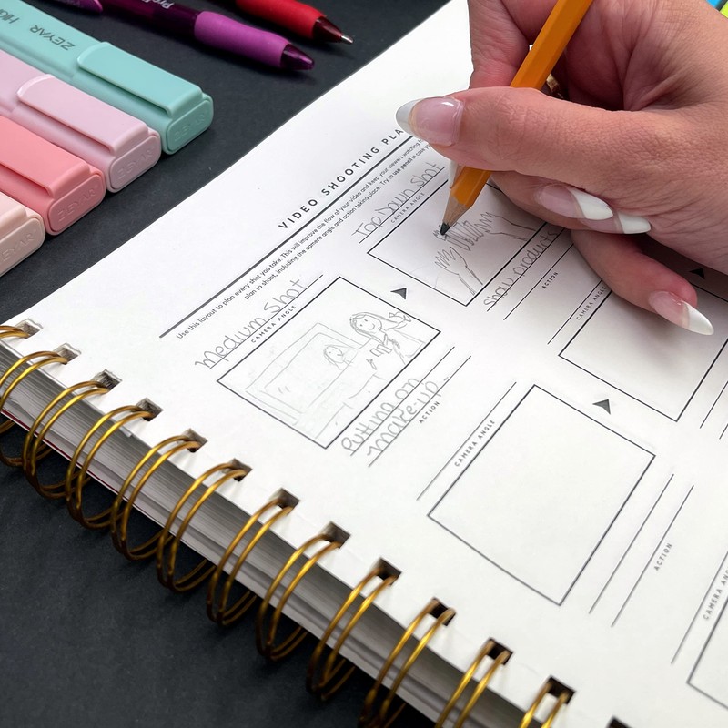 The ULTIMATE YouTube Video Planner (Hard Cover)