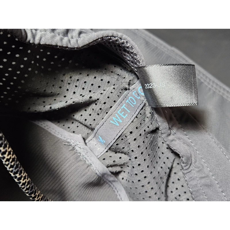 Mission Hydroactive Cooling UPF 50 OS Charcoal Gray Brim Bucket