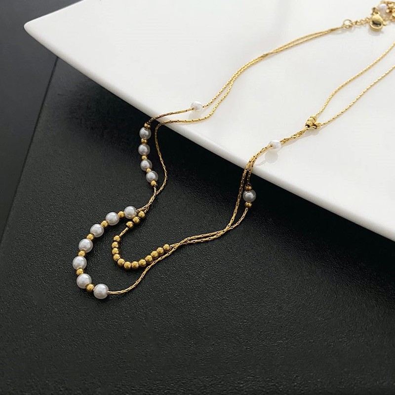 Dainty Pearl Necklace for Women 18K Gold Plated Pearl Choker