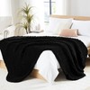 L'AGRATY Chunky Knit Blanket Throw: Soft Chenille Yarn Throw Blanket