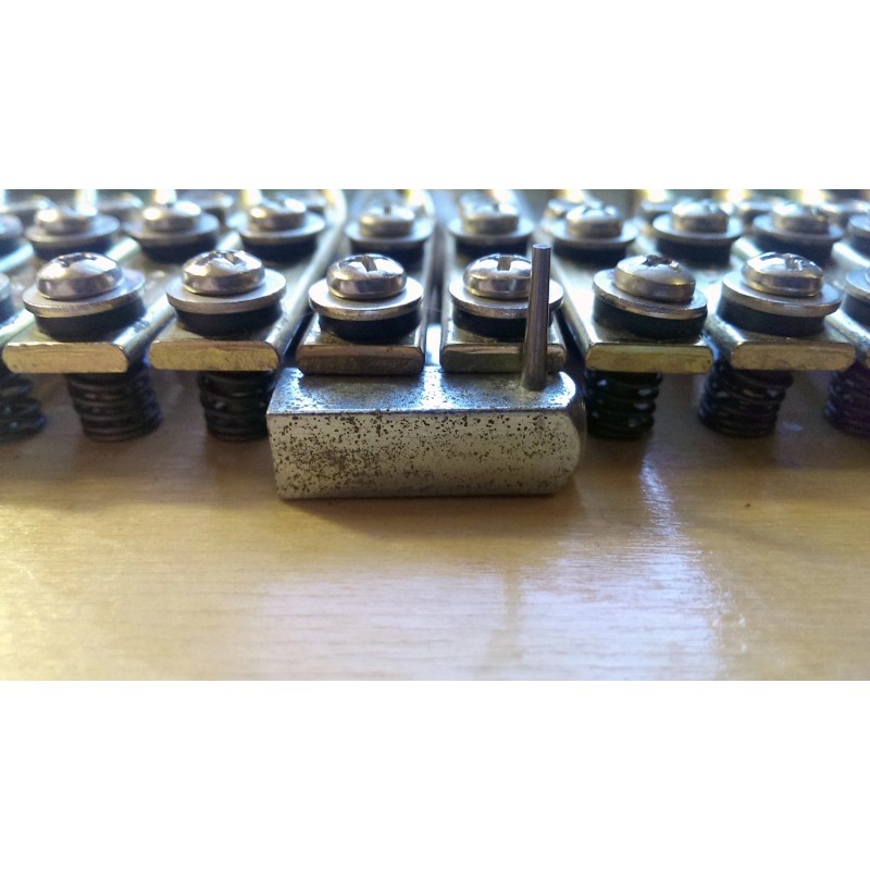 Avion Studios Rubber Tone Bar Grommets - Fender Rhodes -