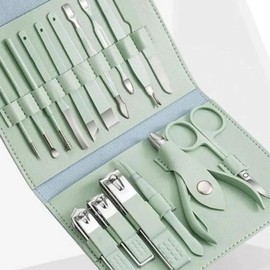 Self Nail Care Nail Clipper Set 16 Pieces Home Care Green / 셀프네일케어 손톱깎이세트 16종 홈케어 그린