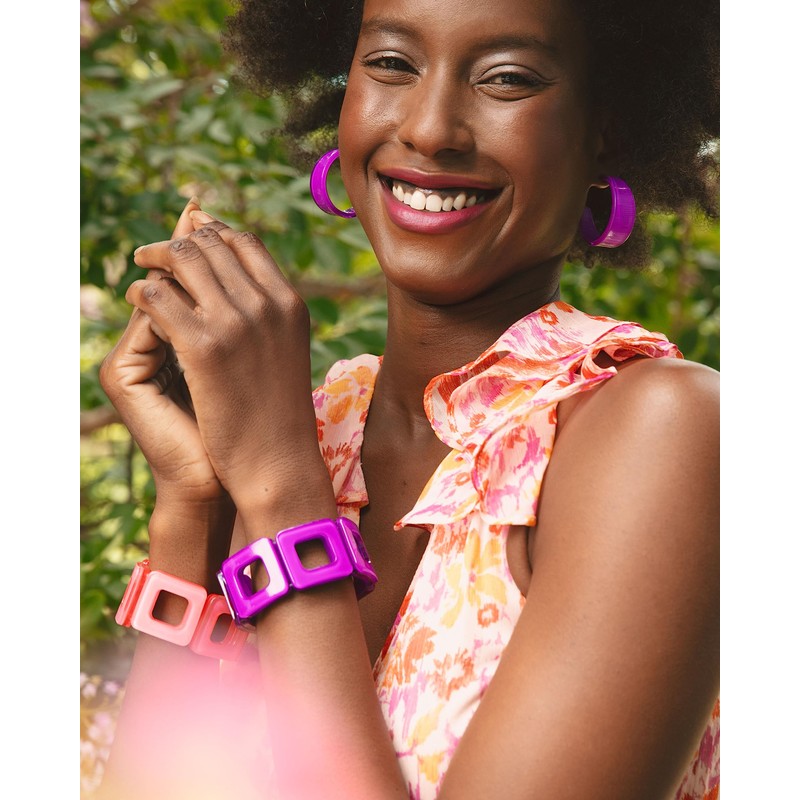 ZENZII Georgia Lightweight Chunky Open Hoop Resin Earrings with Butterfly