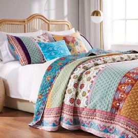 Greenland Home Thalia Velvet-Embellished Cotton Quilt Set, Reversible, 5-Piece Full/Queen, Tango
