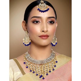 Aheli Elegante Vestido de Novia India Faux Kundan Collar de gargantilla tachonado con Maang Tikka Set Joyas de moda étnica para mujeres (Blue Kundan & Pearl Drop)
