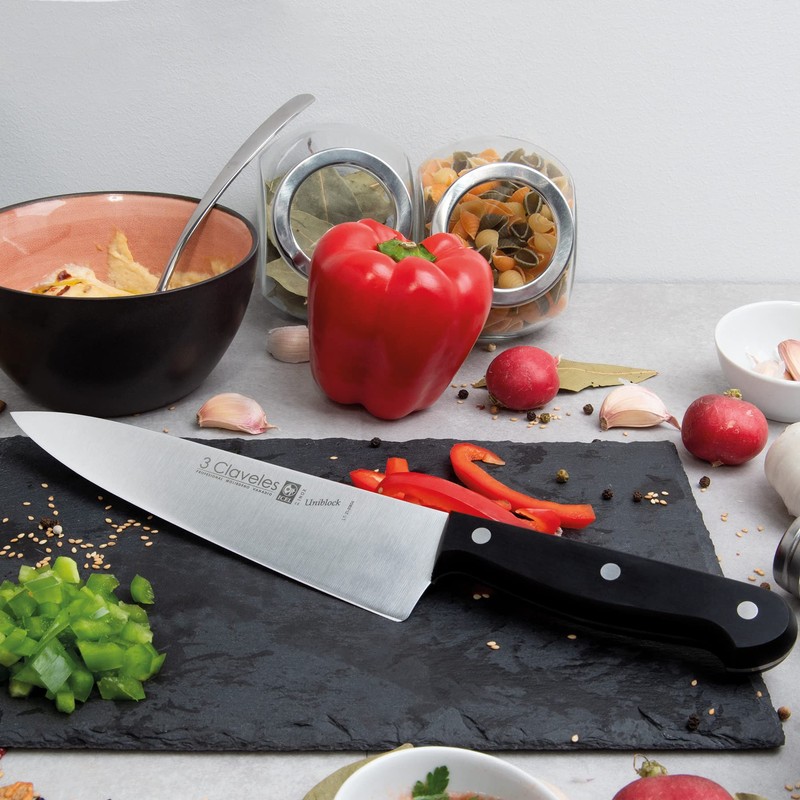 3 CLAVELES CUCHILLO COCINERO UNIBLOCK 15 cm - 6" D