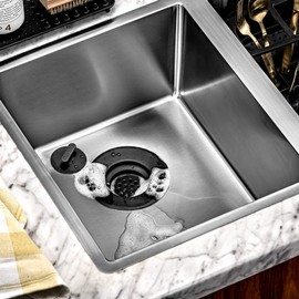 madesmart 2-Piece Drain Strainer & Stopper Set, Kitchen Sink Drain Cover with Soft-Grip Rim, Catches Food Debris, Easy-Clean & Collapsible Design, Carbon