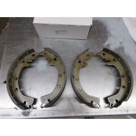 IVY 9" BRAKE SHOE SET FOR WILLYS JEEP M38A1 CJ3B CJ5 CJ6 1952-71 # 807376