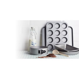 KitchenCraft Non-Stick 12-Cup Muffin Tray, 35 x 27 cm (14" x 10.5"), Silver