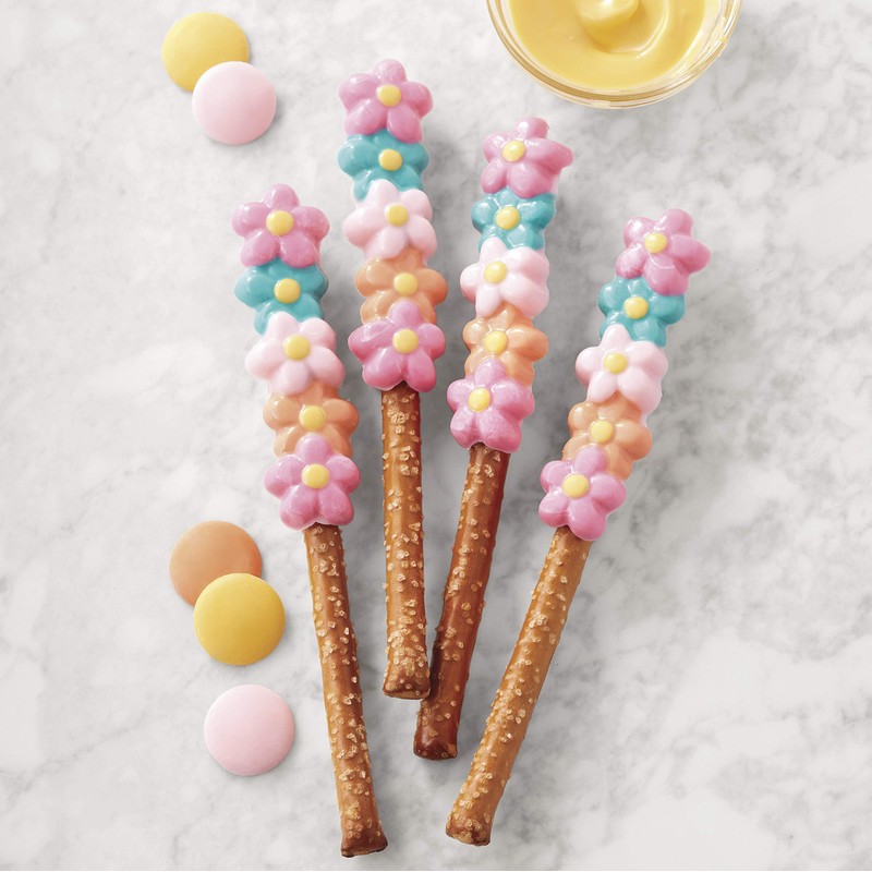 Wilton Garden Goodies Lollipop Candy Mold Set