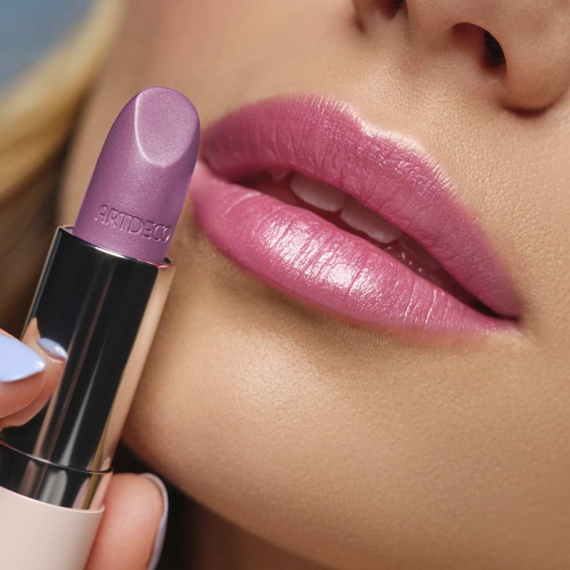 ARTDECO Perfect Colour Lipstick - Long-Lasting Shiny Lipstick Purple -